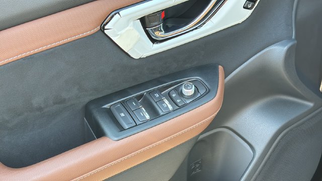New 2026 Subaru Forester Touring AWD/4WD image 17