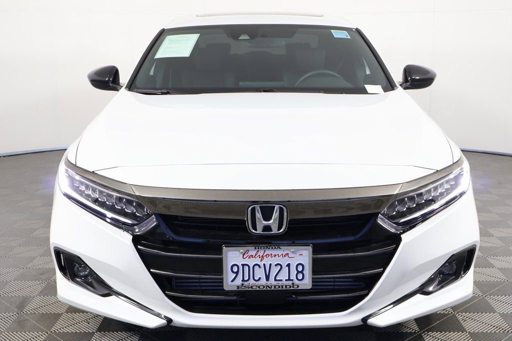 Used 2022 Honda Accord Sport image 2