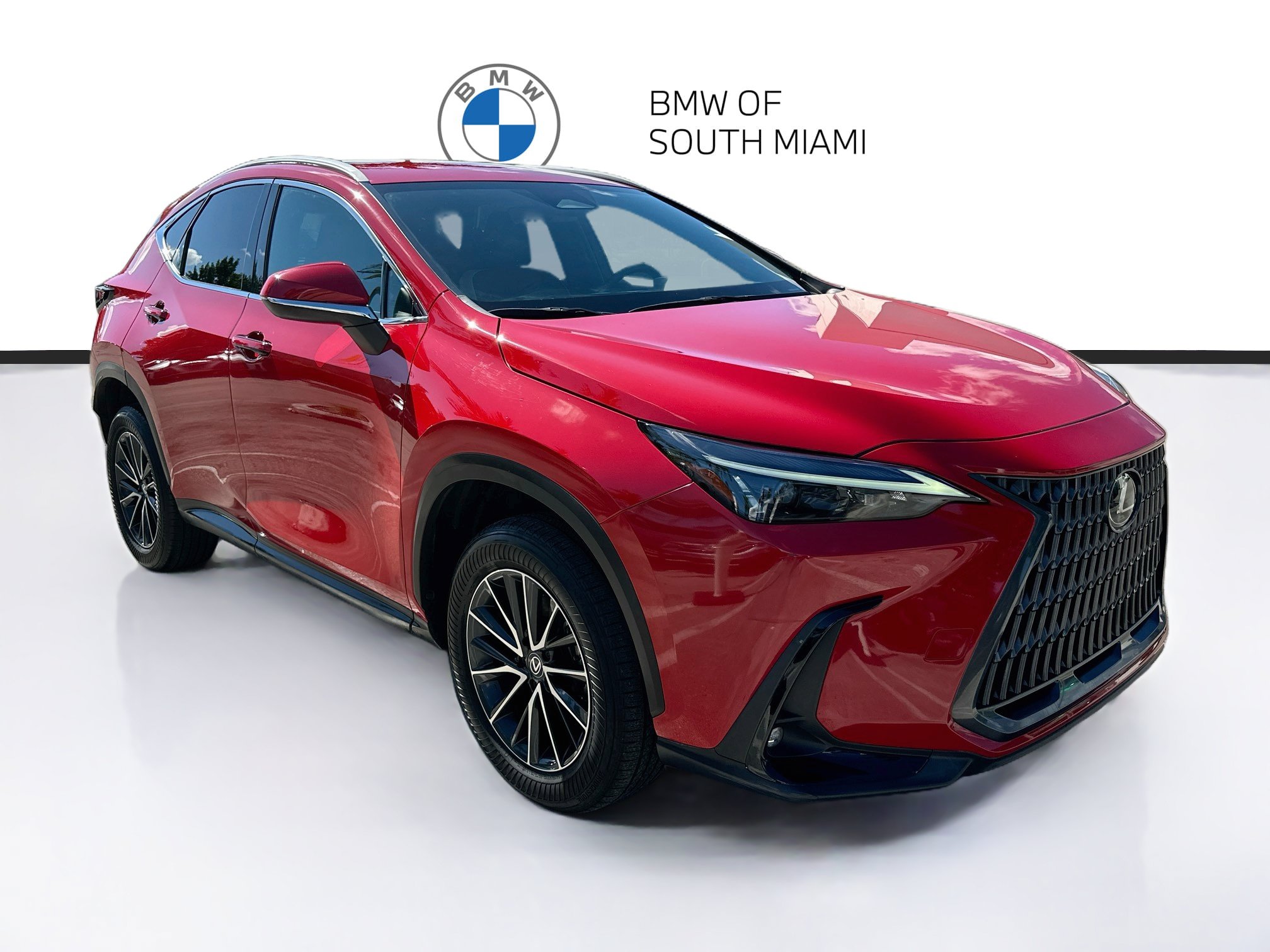 Used 2024 Lexus NX 250 FWD w/ Towing Package (2000 Lbs) image 1