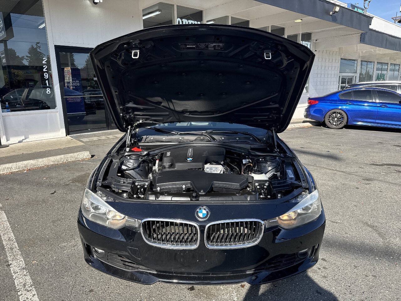 Used 2013 BMW 328i Sedan RWD image 11