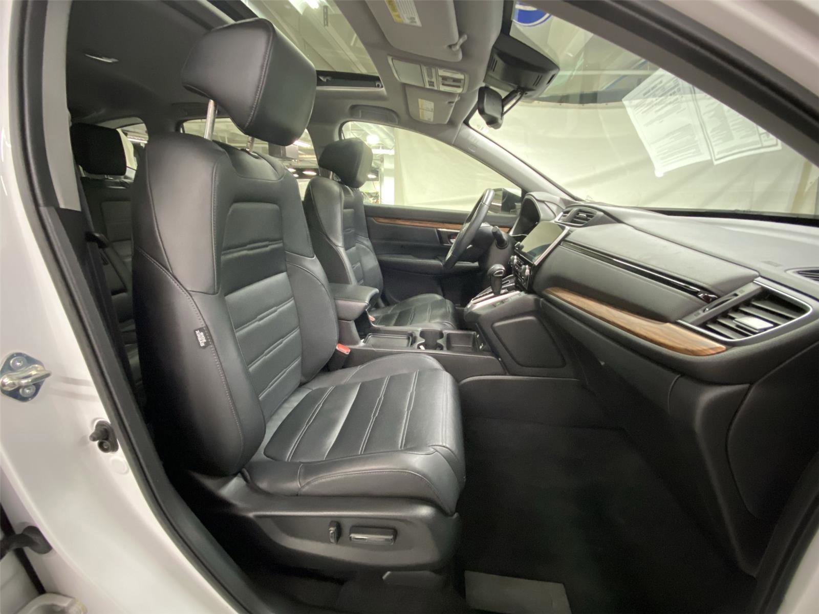 Used 2020 Honda CR-V EX-L image 29