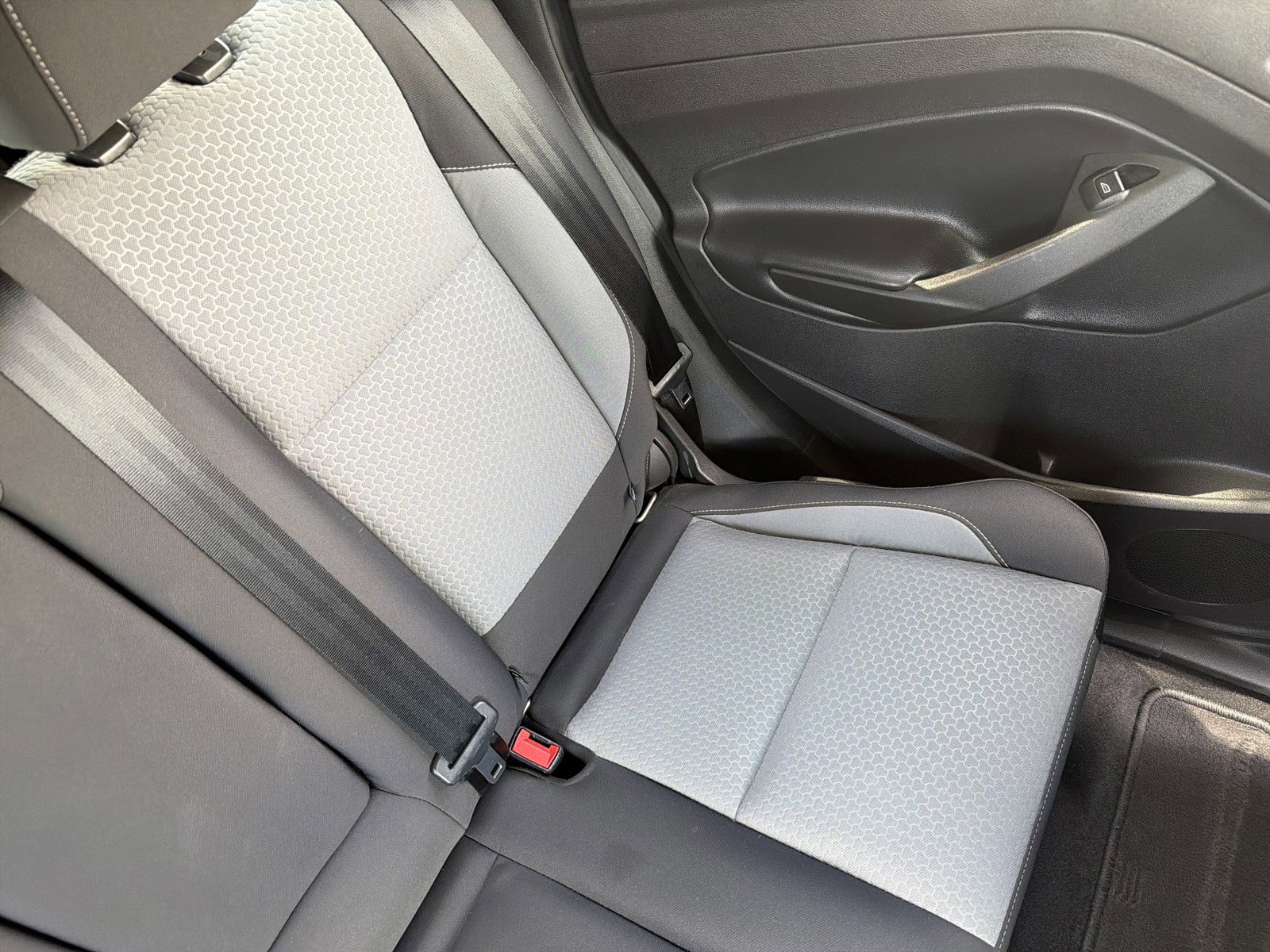 Used 2019 Ford Escape SE AWD/4WD image 14