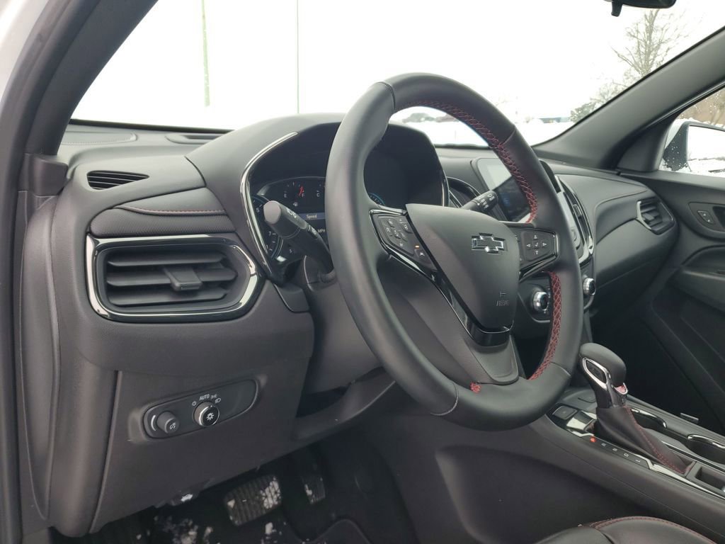 Certified 2023 Chevrolet Equinox RS w/ RS Leather Package image 12