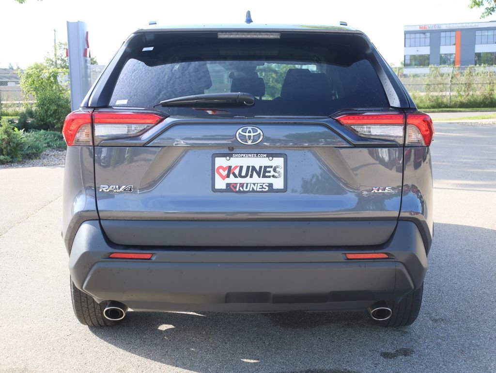 Used 2024 Toyota RAV4 XLE image 7