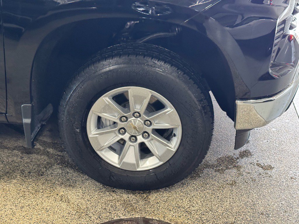 Used 2024 Chevrolet Silverado 1500 LT image 5