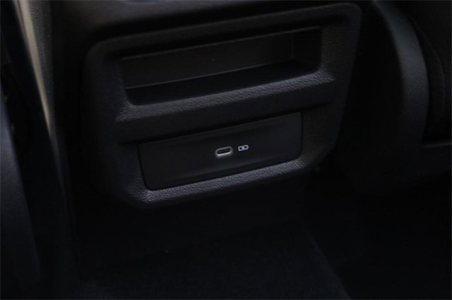 New 2025 Volkswagen Taos SEL image 24