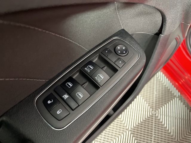 Used 2022 Dodge Charger SXT image 30