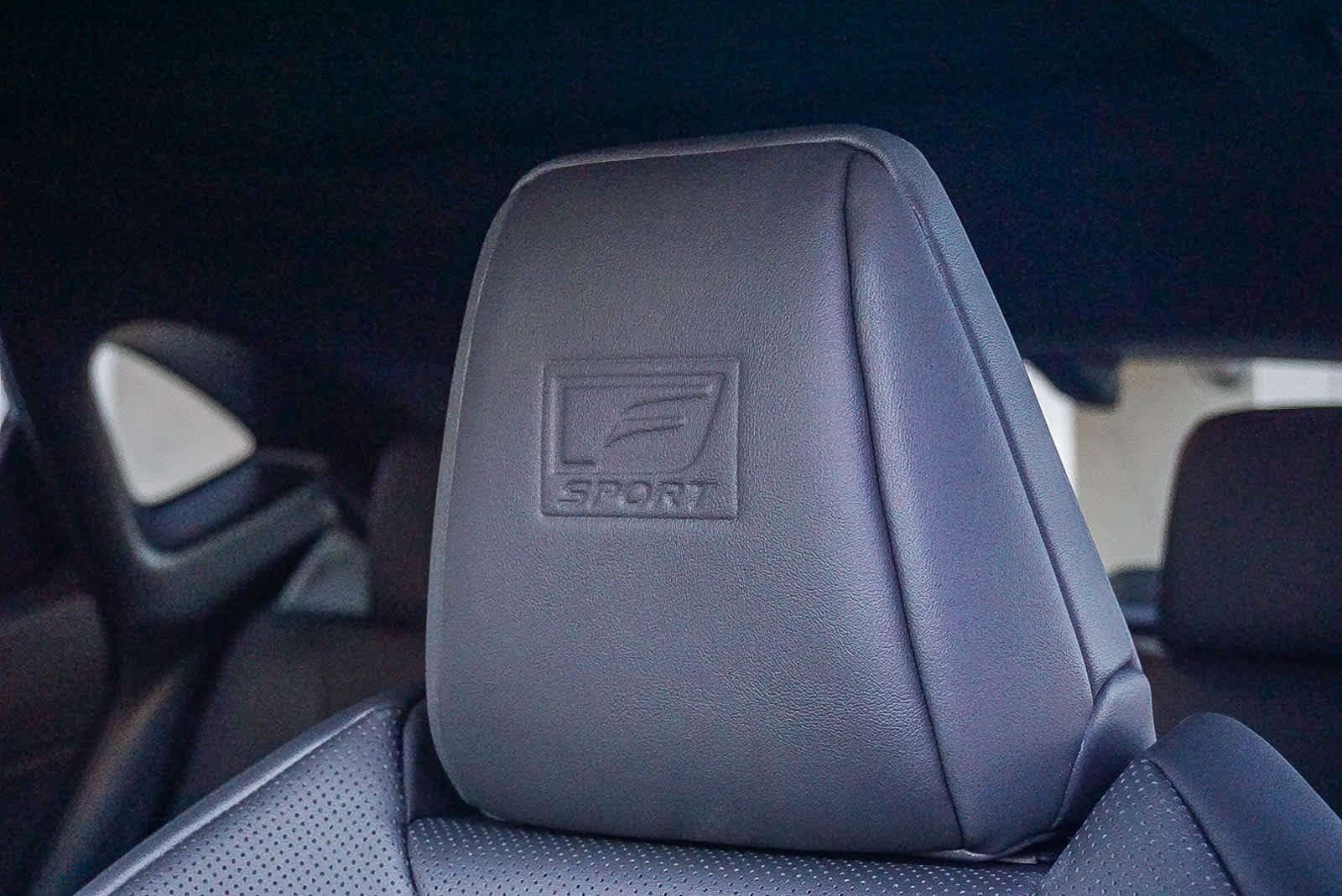 New 2026 Lexus NX 450h+ F Sport image 23