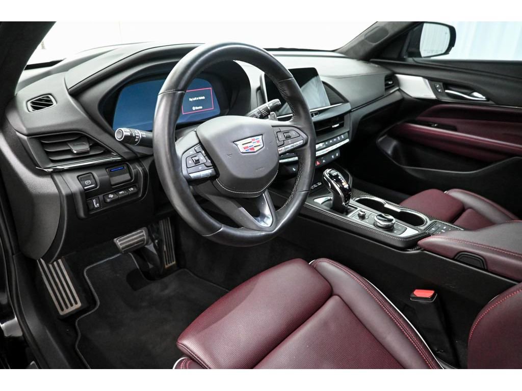 Used 2023 Cadillac CT4 V w/ Navigation Package image 9
