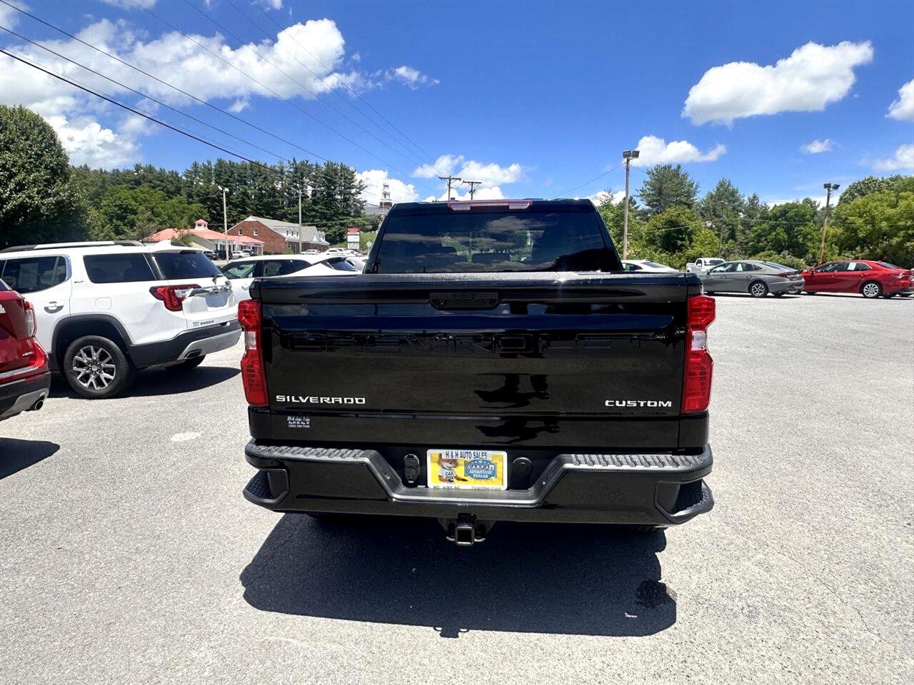 Used 2023 Chevrolet Silverado 1500 Custom image 22