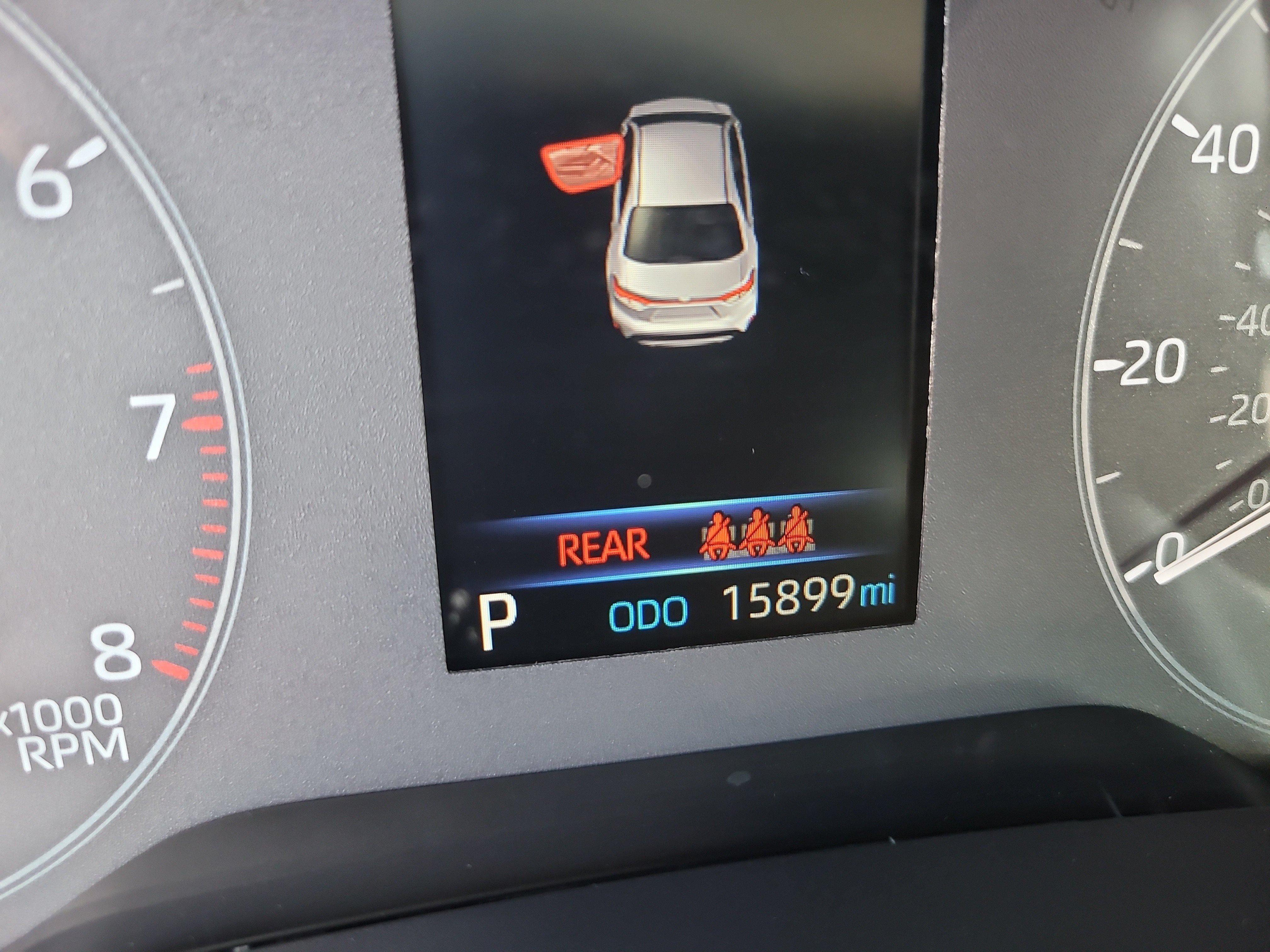 Used 2025 Toyota Corolla LE FWD image 30
