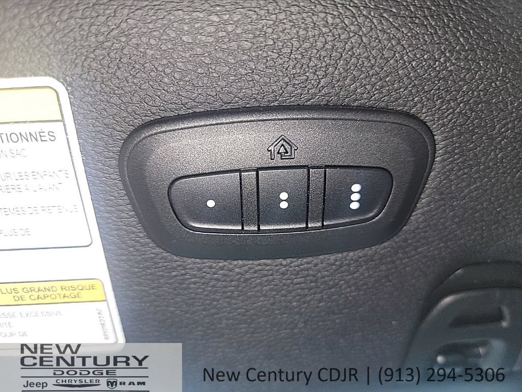 Used 2020 Jeep Gladiator Rubicon AWD/4WD image 14