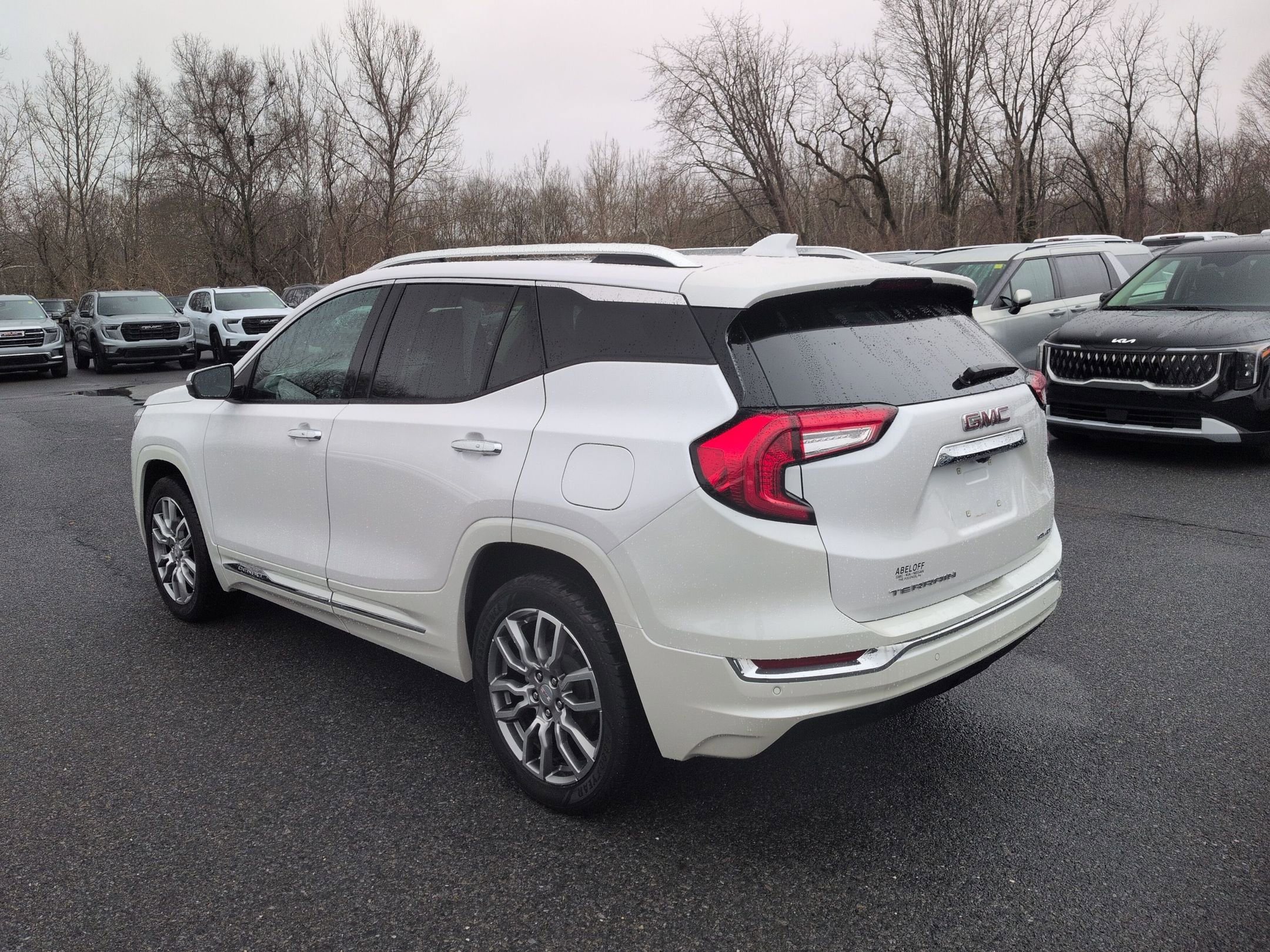 Used 2023 GMC Terrain Denali w/ Denali Premium Package image 7