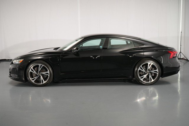 Used 2023 Audi e-tron GT Premium Plus w/ Performance Package AWD/4WD image 2