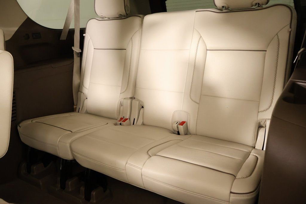 Used 2022 GMC Yukon XL Denali image 13