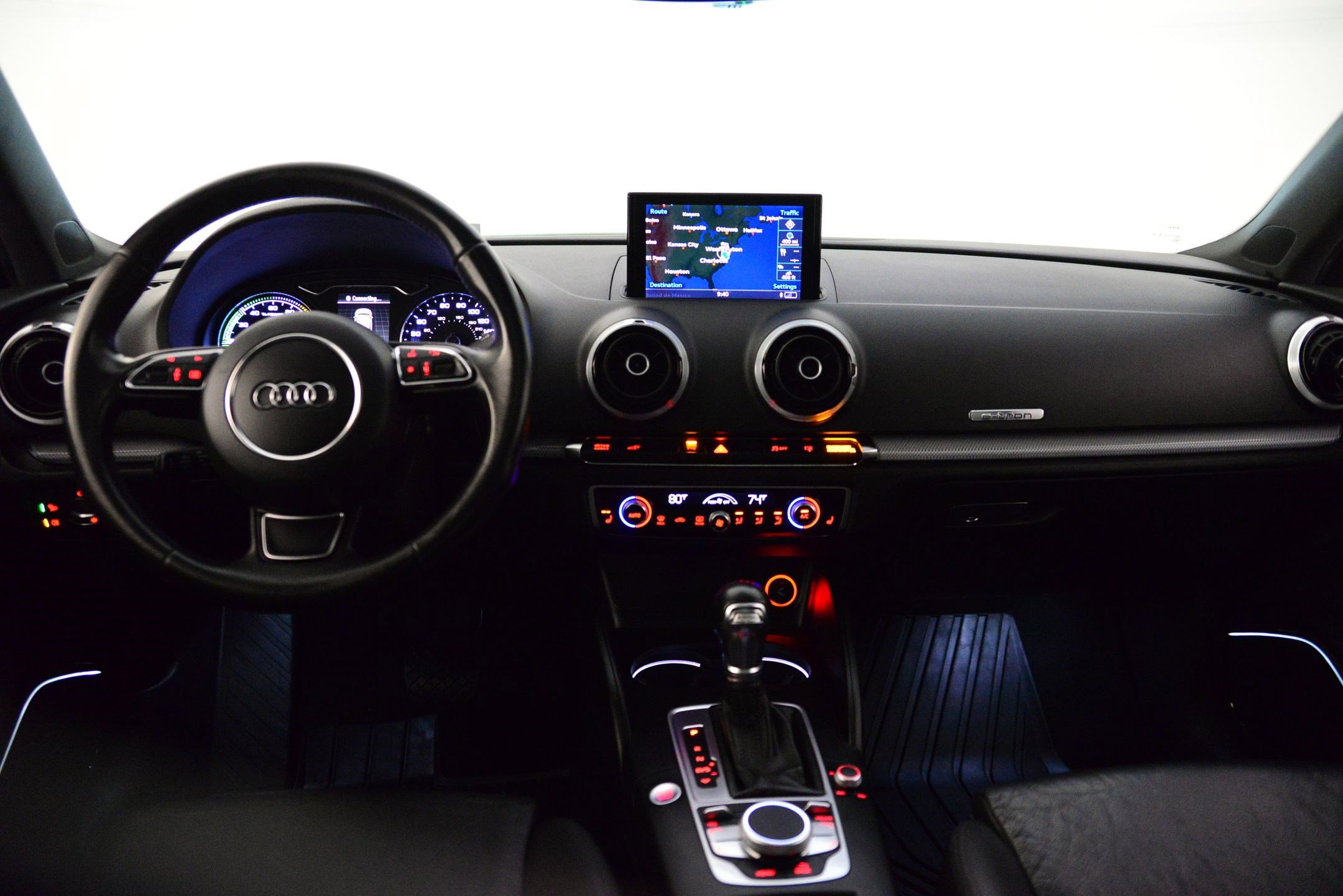 Used 2016 Audi A3 e-tron Premium Plus w/ Premium Plus Package image 13