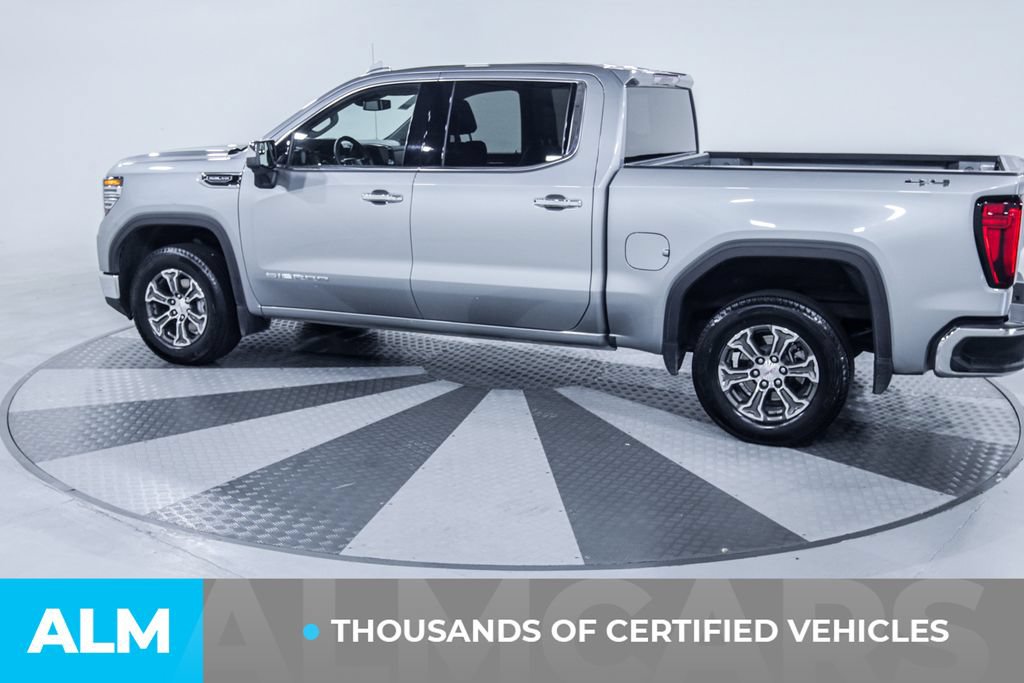 Used 2026 GMC Sierra 1500 SLT AWD/4WD image 4