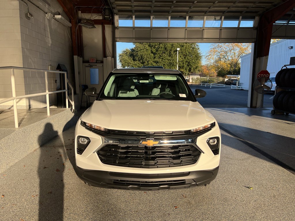 New 2026 Chevrolet TrailBlazer LS w/ LS Convenience Package FWD image 2
