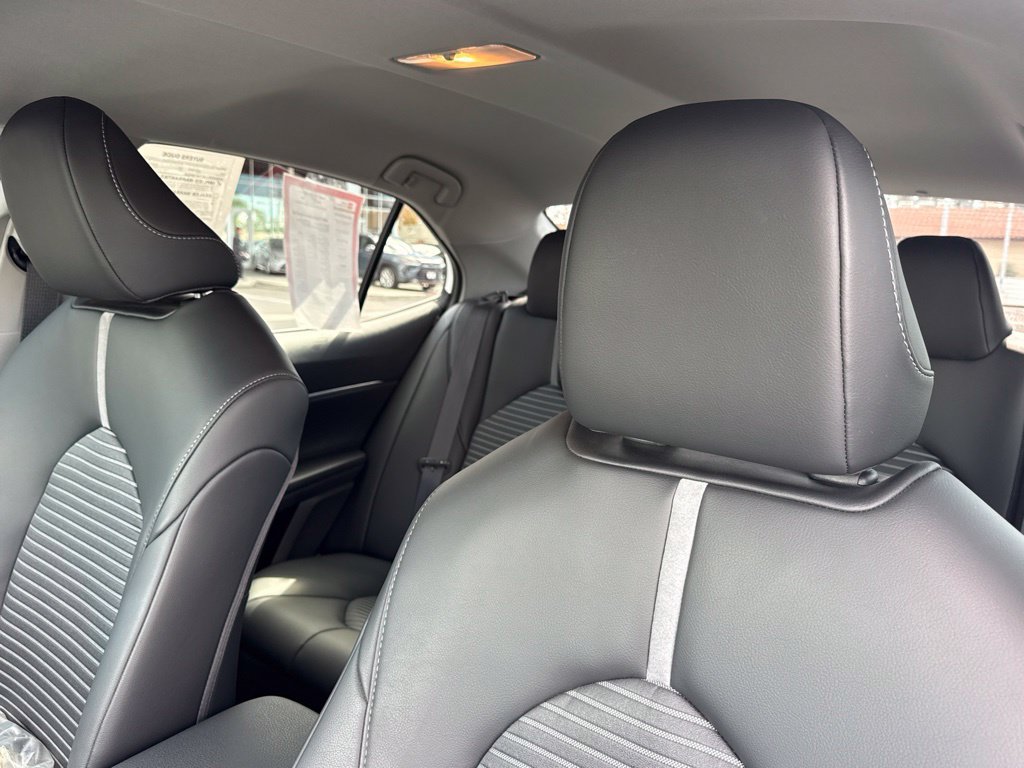 Certified 2024 Toyota Camry SE FWD image 21