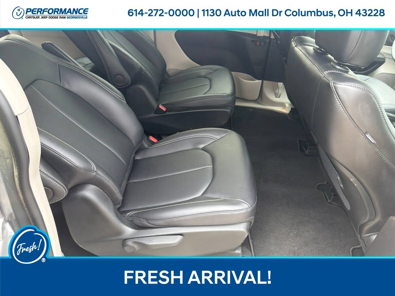 Used 2024 Chrysler Pacifica Limited FWD image 15