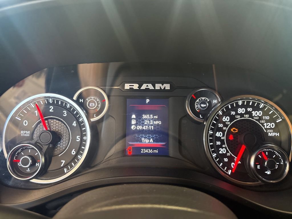 Used 2025 RAM 1500 Big Horn AWD/4WD image 13