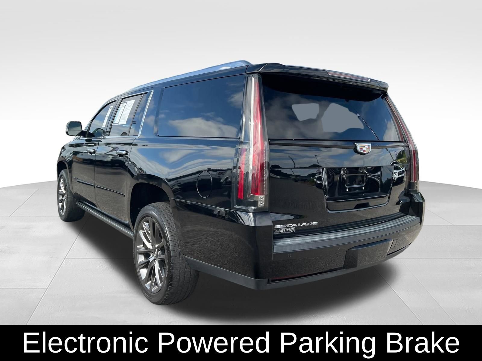 Used 2019 Cadillac Escalade ESV Premium Luxury RWD image 8