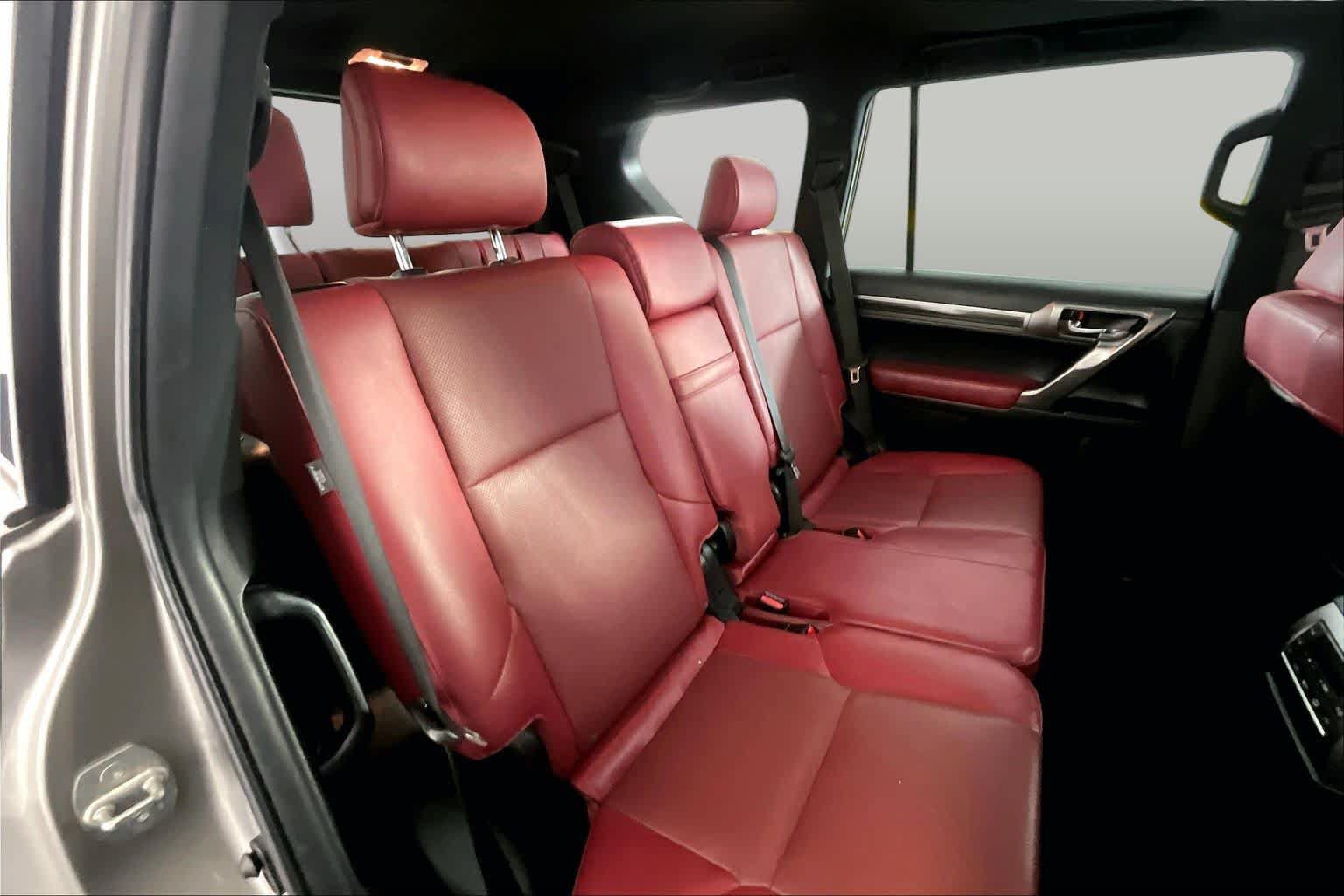 Used 2022 Lexus GX 460 Premium w/ Premium Package AWD/4WD image 19