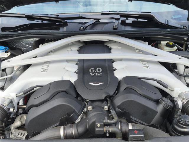 Used 2015 Aston Martin Vanquish Coupe RWD image 21