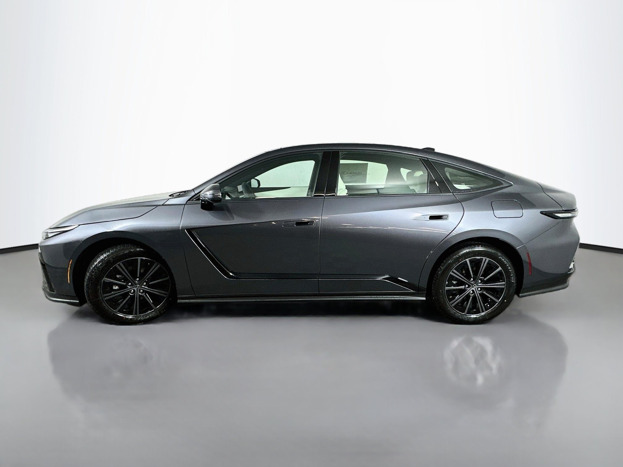 New 2026 Lexus ES 350h AWD w/ Convenience Package image 4