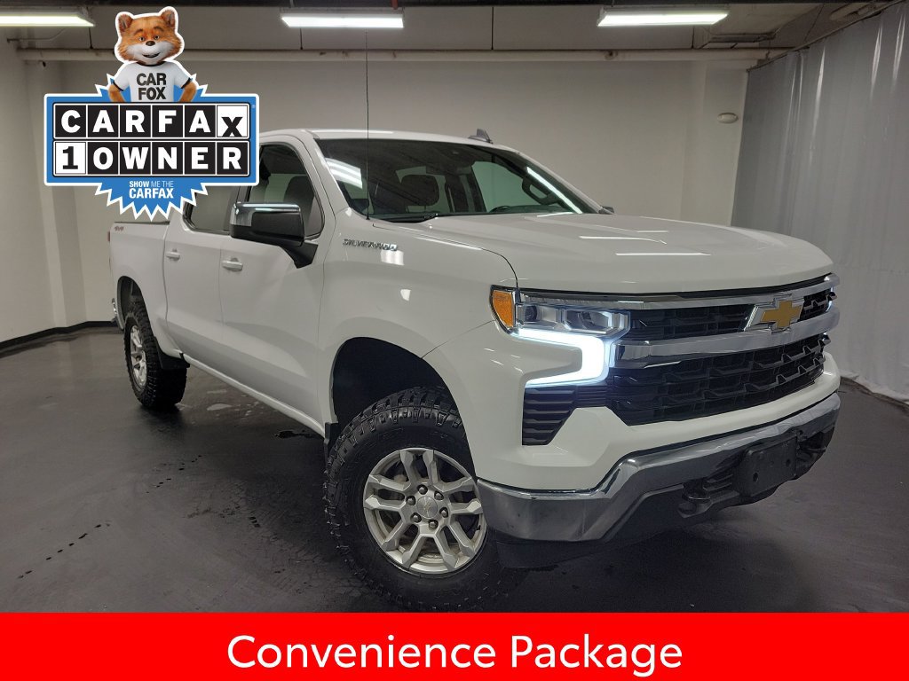 Used 2022 Chevrolet Silverado 1500 LT AWD/4WD image 3