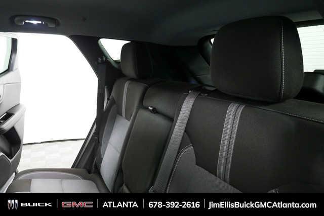 Used 2025 Chevrolet Blazer LT FWD image 19