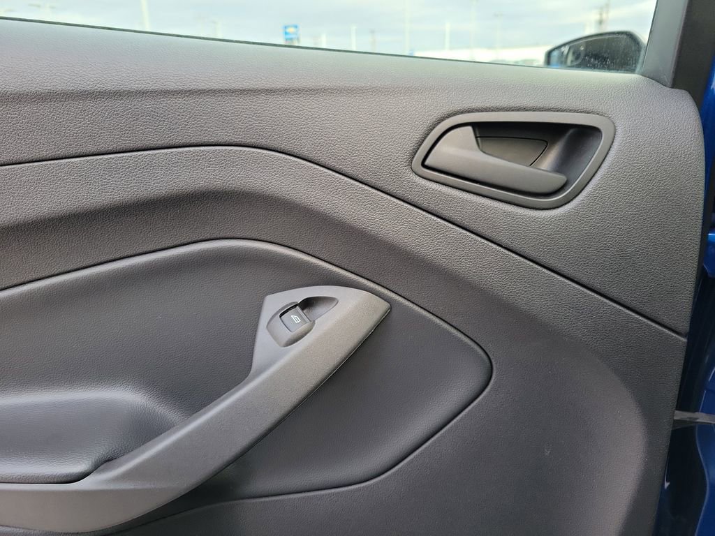 Certified 2019 Ford Escape S image 14