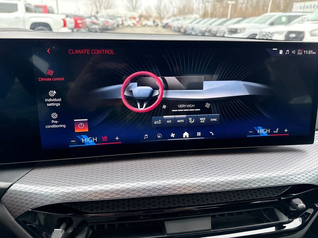 Used 2025 BMW 330i xDrive Sedan w/ Premium Package image 41