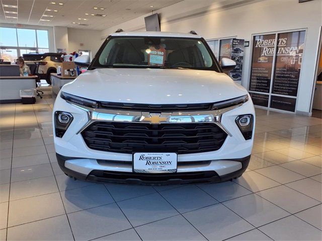 New 2025 Chevrolet TrailBlazer LT w/ Convenience Package image 8