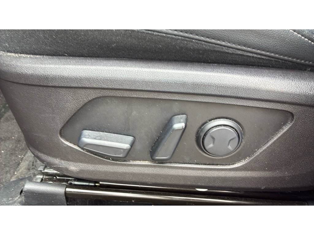 Used 2021 Kia Sorento SX image 12