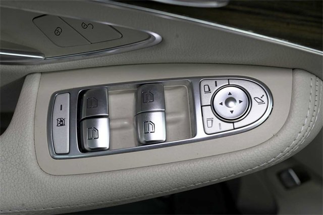 Used 2018 Mercedes-Benz C 300 C 300 image 23