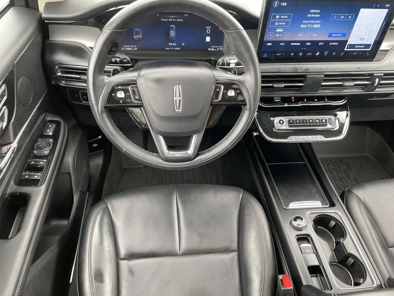 Used 2024 Lincoln Corsair AWD w/ Equipment Group 101A image 11