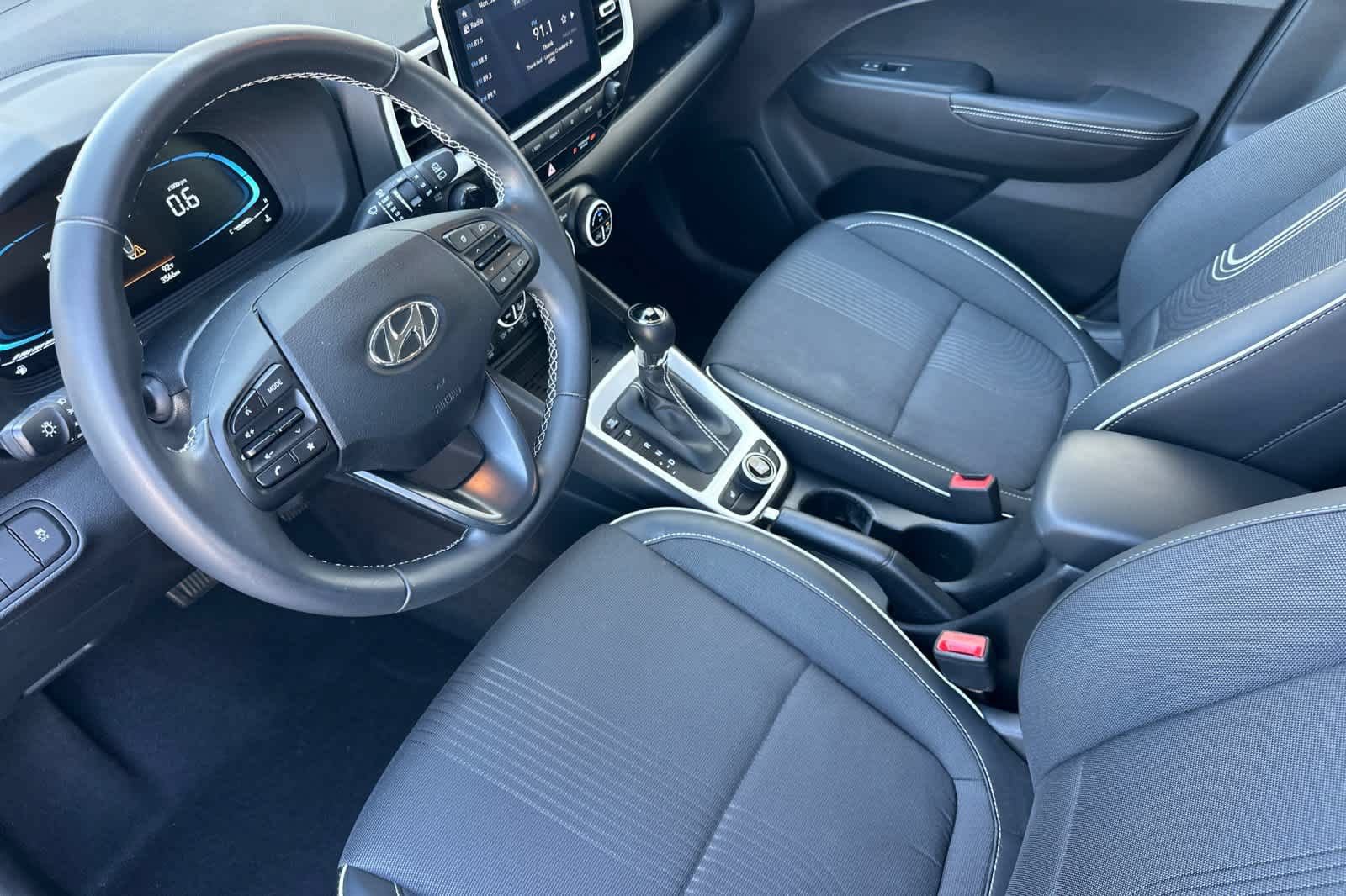 Used 2026 Hyundai Venue SEL FWD image 12
