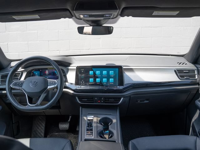 Used 2024 Volkswagen Atlas Cross Sport SE AWD/4WD image 21