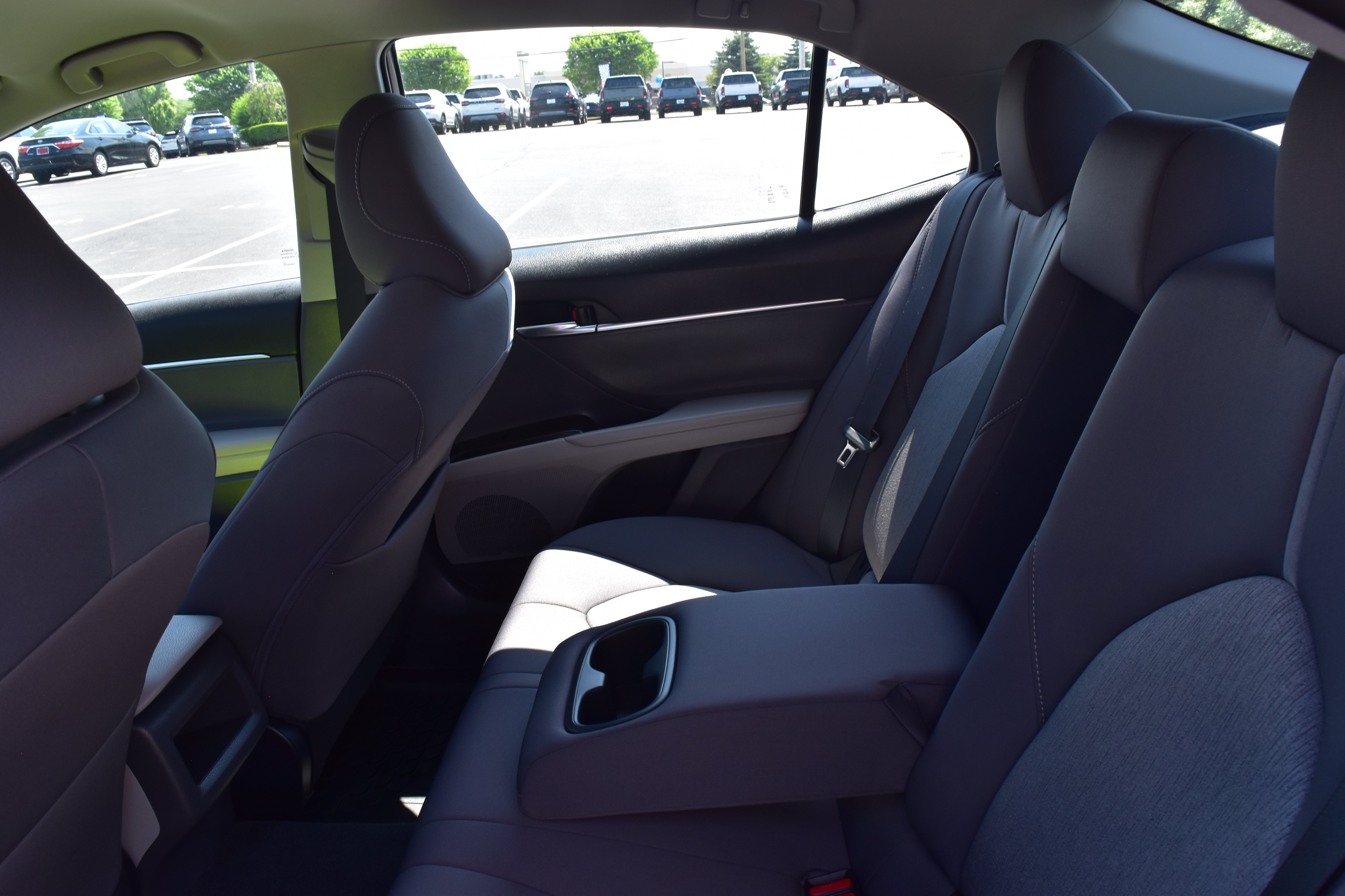 Used 2024 Toyota Camry LE AWD/4WD image 23