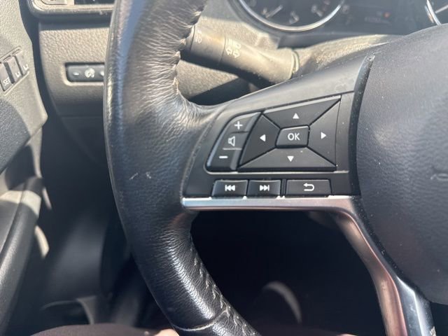 Used 2018 Nissan Rogue SL w/ Premium Package image 21