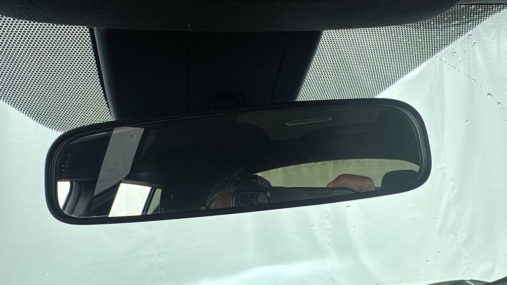 Used 2020 Toyota C-HR XLE image 31