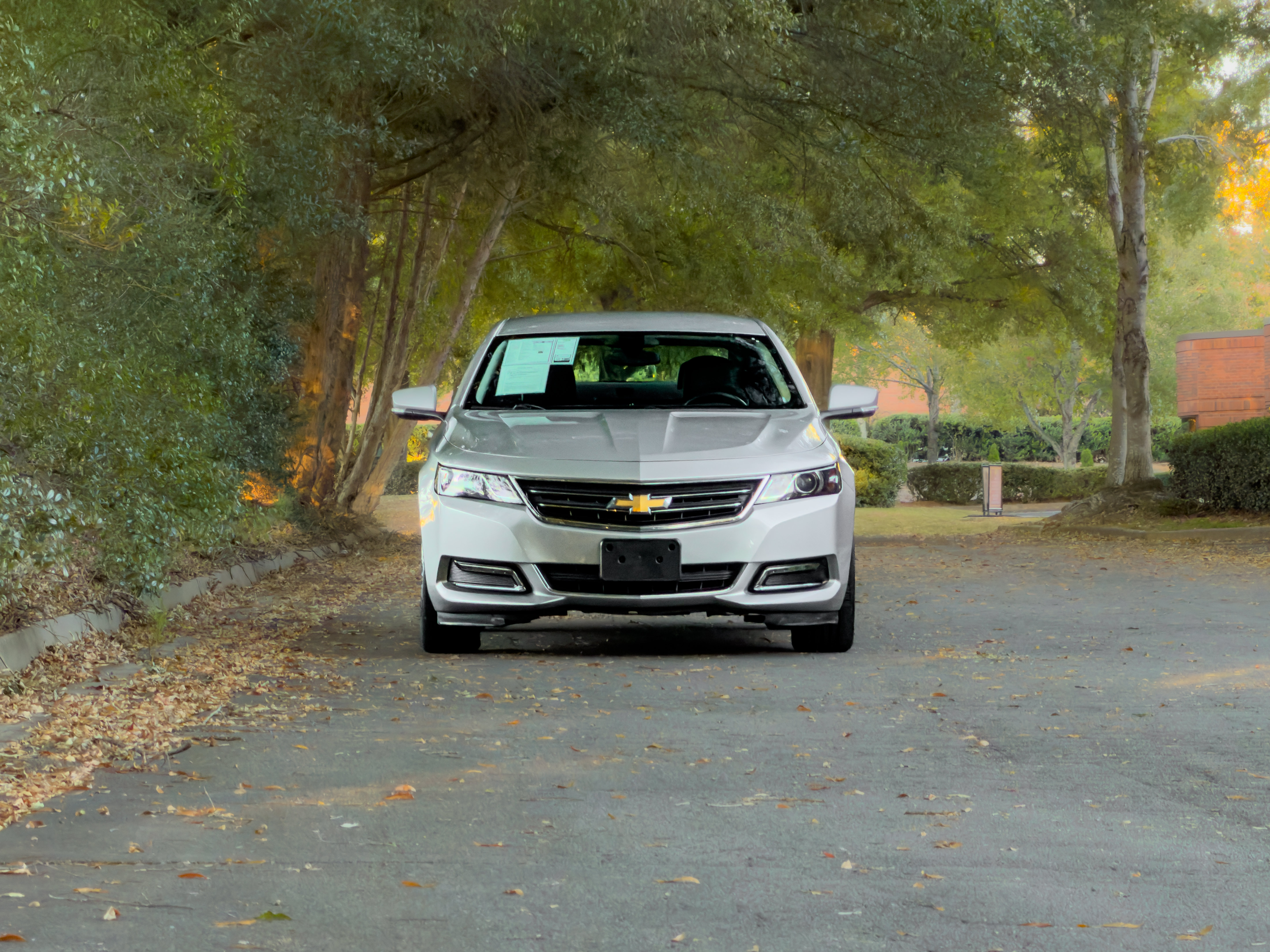 Used 2018 Chevrolet Impala LT FWD image 34