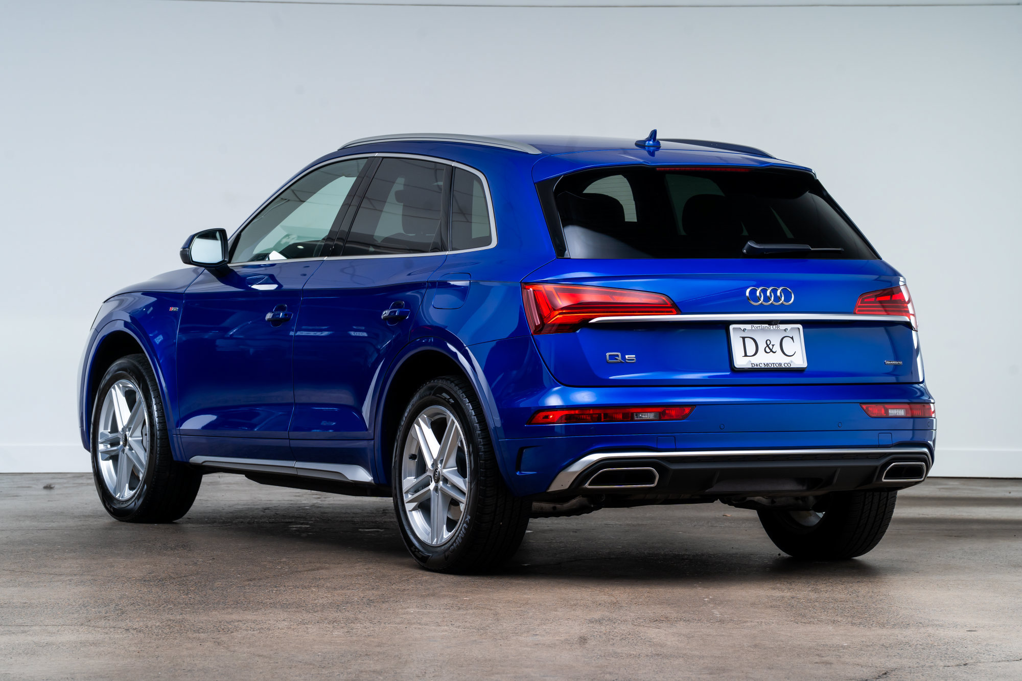 Used 2022 Audi Q5 e Premium AWD/4WD image 5