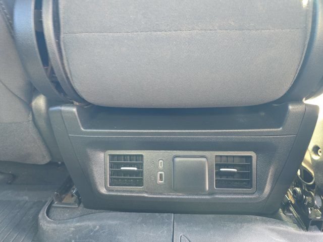 Used 2024 Chevrolet Silverado 2500 LT AWD/4WD image 24