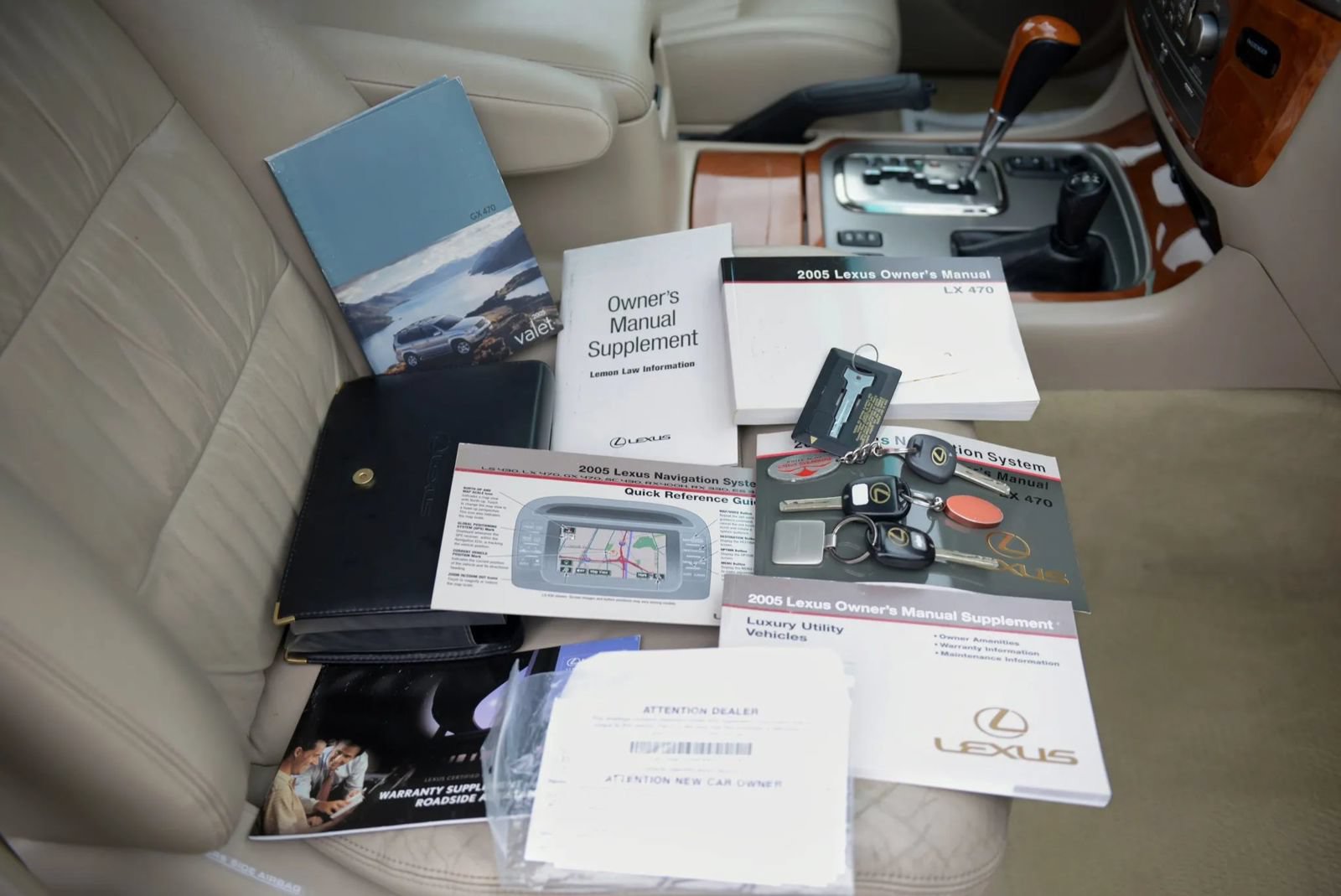 Used 2005 Lexus LX 470 4WD image 50