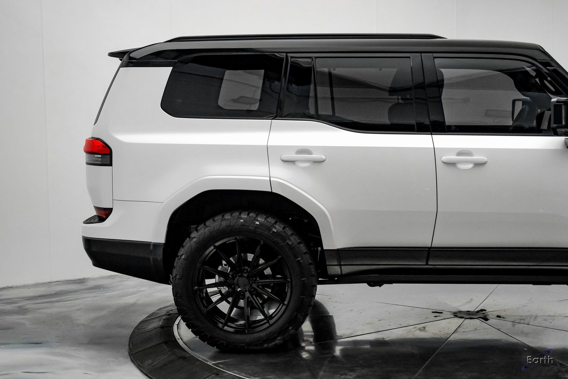 Used 2025 Lexus GX 550 550 Luxury+ 22 VOSSEN WHEELS w/ Accessory Package (2T) image 20