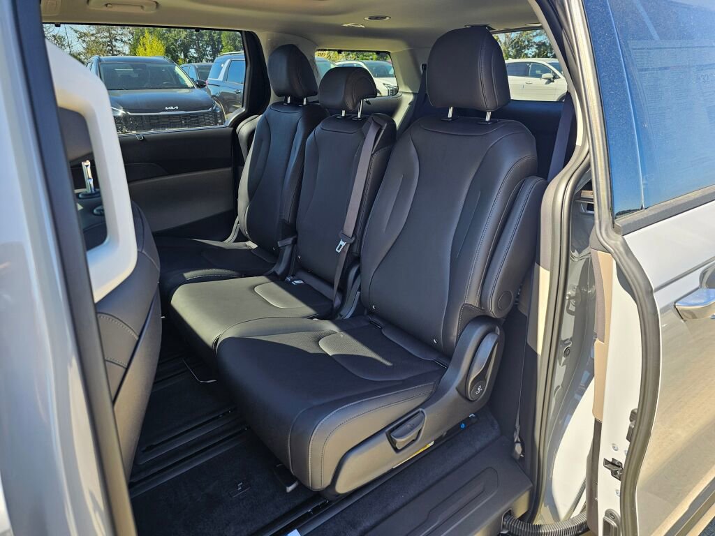 New 2026 Kia Carnival SX image 24