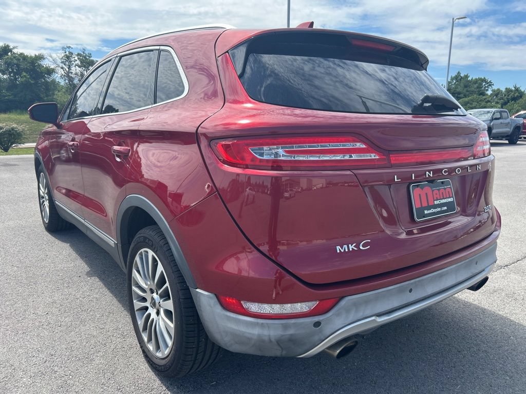 Used 2017 Lincoln MKC Reserve FWD image 5