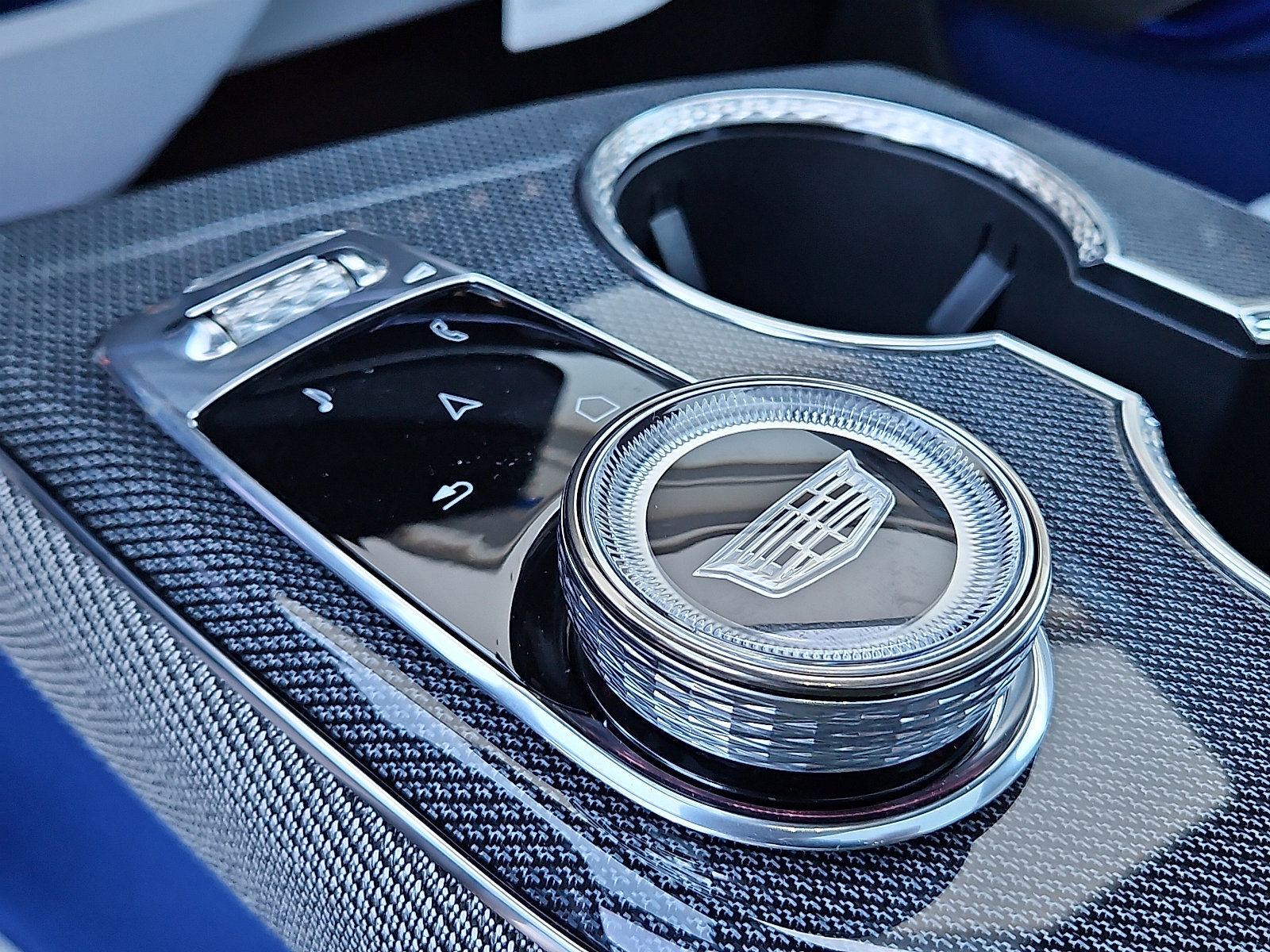 New 2026 Cadillac Optiq Sport 1 image 19